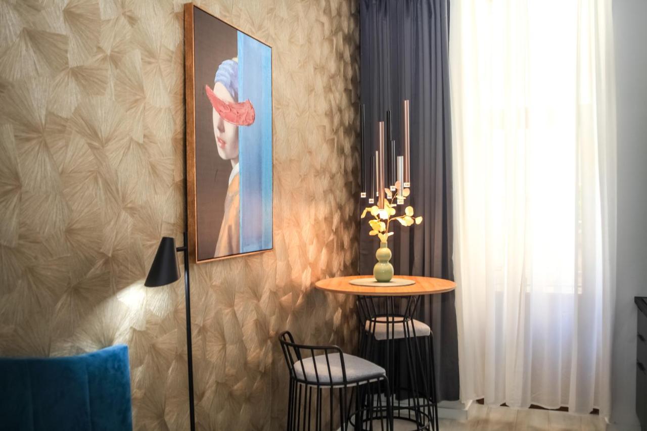 Hedone City Luxury Apartments With Free Parking Pula Exterior foto