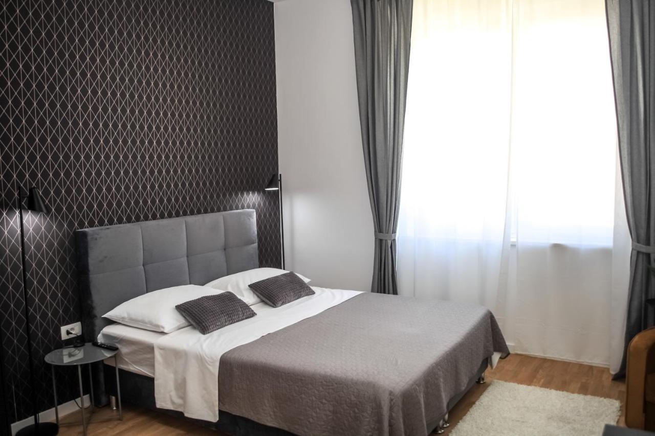 Hedone City Luxury Apartments With Free Parking Pula Exterior foto