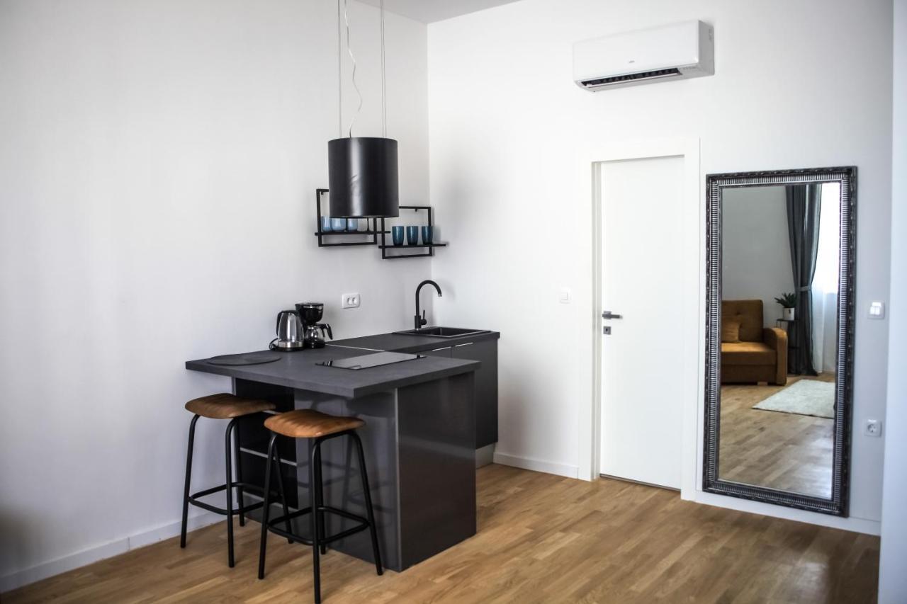 Hedone City Luxury Apartments With Free Parking Pula Exterior foto